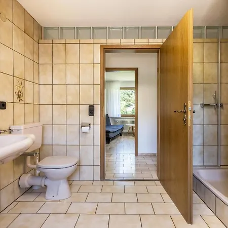 B463 Penthouse *